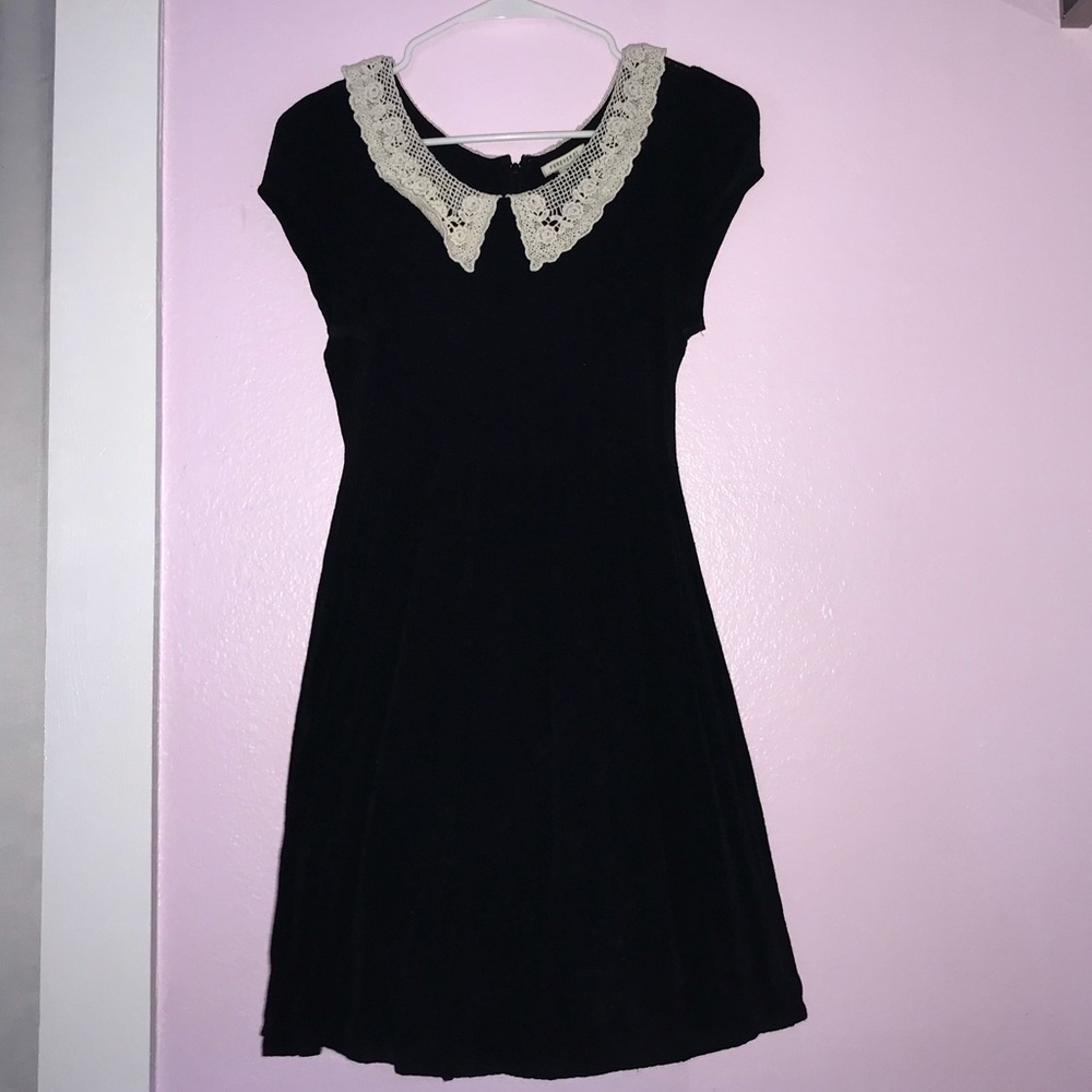 Peter Pan Collar Dress